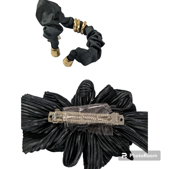 Black Hair Clips. Hair Accessories. 4 Pieces. - Picture 6 of 9